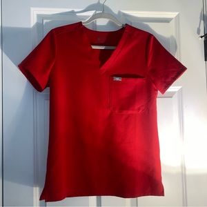 FIGS Women’s Catrina One Pocket Scrub Top in Winning Red- Size XS